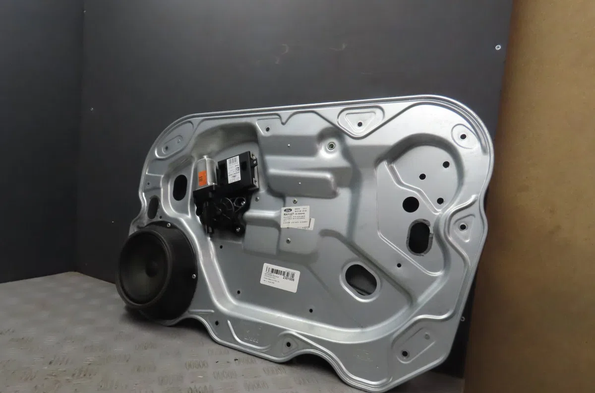 Mecanisme + moteur lève-glace avant droit FORD CMAX 2008 occasion