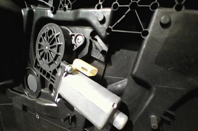 Mecanisme  moteur lève-glace avant droit Ford FIESTA V (JH_, JD_) 1.25 16v (2002-2008) occasion