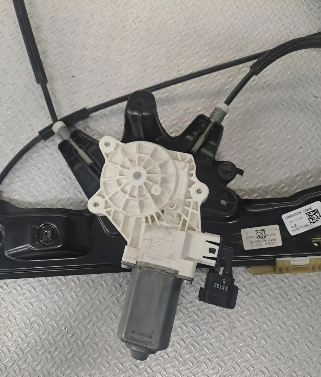 Mecanisme  moteur lève-glace avant droit FORD FOCUS 3  FOCUS 3 PHASE 1 occasion