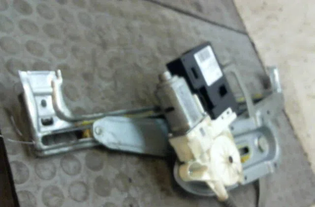 Mecanisme  moteur lève-glace avant droit Ford FOCUS C-MAX (DM2) 1.8 tdci (2005-2007) 5 portes occasion