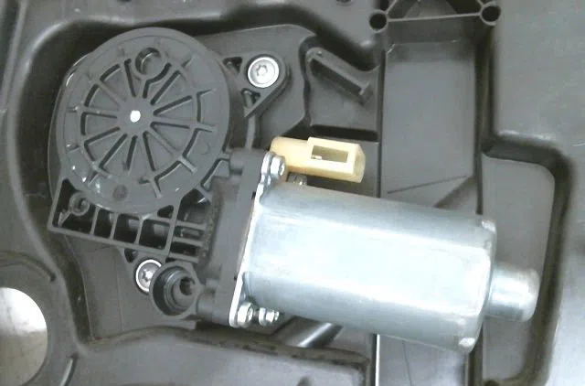 Mecanisme  moteur lève-glace avant droit Ford FUSION (JU_) 1.6 tdci (2004-2012) 5 portes occasion