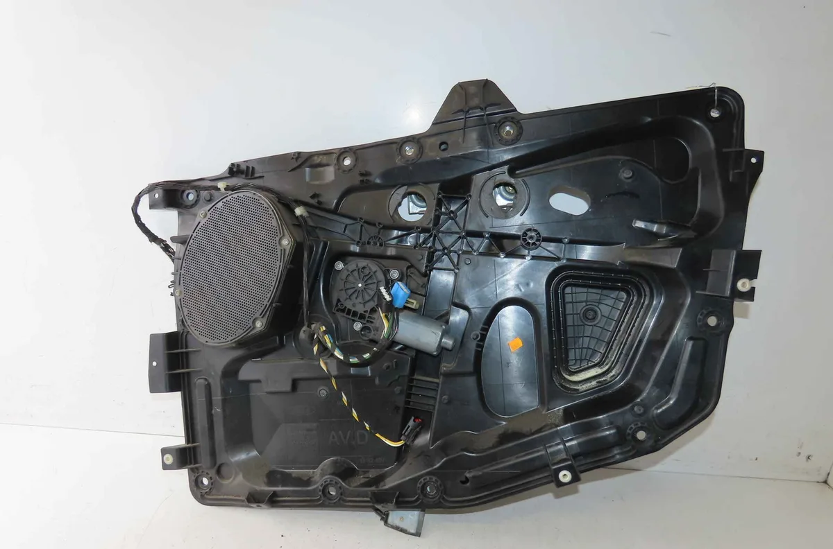 Mecanisme  moteur lève-glace avant droit FORD FUSION occasion