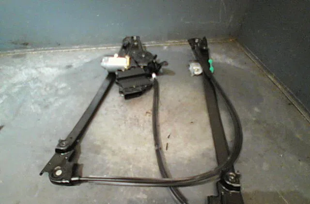 Mecanisme  moteur lève-glace avant droit Ford GALAXY I (WGR) 2.3 16v (1997-2006) occasion
