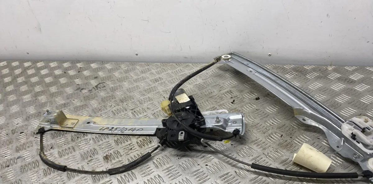 Mecanisme  moteur lève-glace avant droit FORD KUGA 2 PHASE 2 occasion