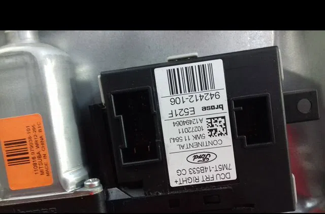 Mecanisme  moteur lève-glace avant droit Ford KUGA I 2.0 tdci (2008-2012) 5 portes occasion