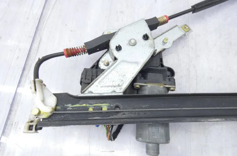 Mecanisme moteur lève-glace avant droit FORD MONDEO 2 occasion
