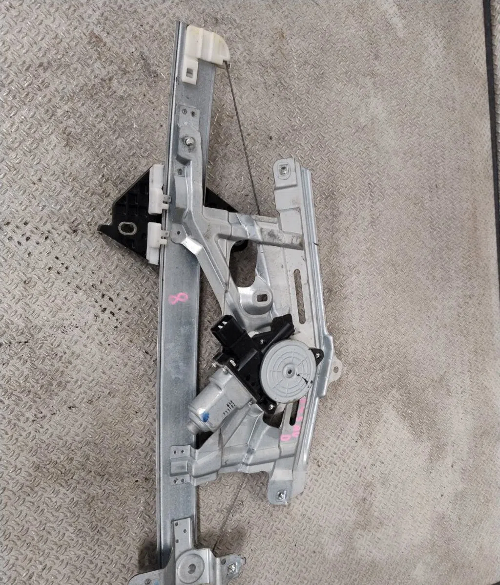 Mecanisme  moteur lève-glace avant droit HONDA CIVIC 8  CIVIC 8 PHASE 1 occasion