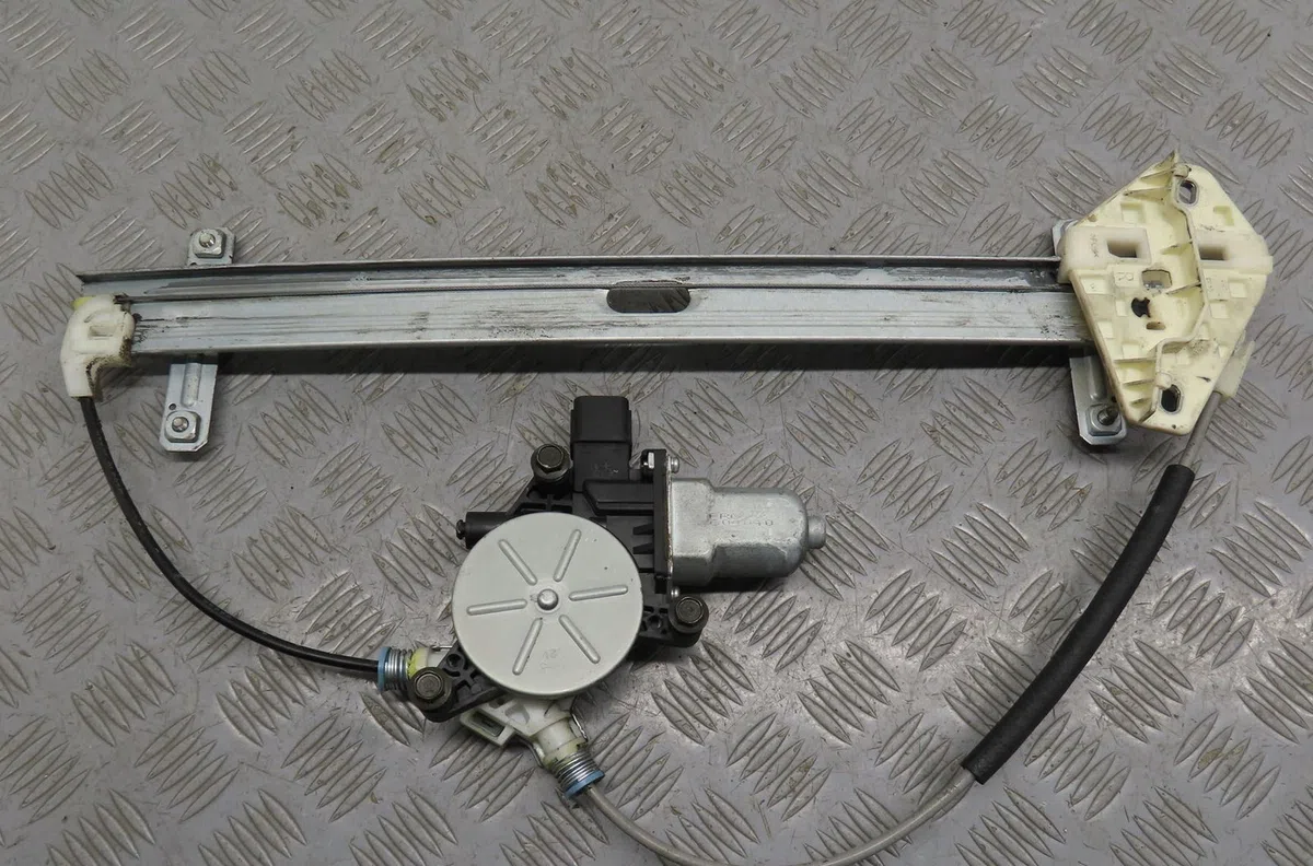 Mecanisme  moteur lève-glace avant droit Honda FR-V (BE) 2.2 i ctdi (be5) (2005) 5 portes occasion