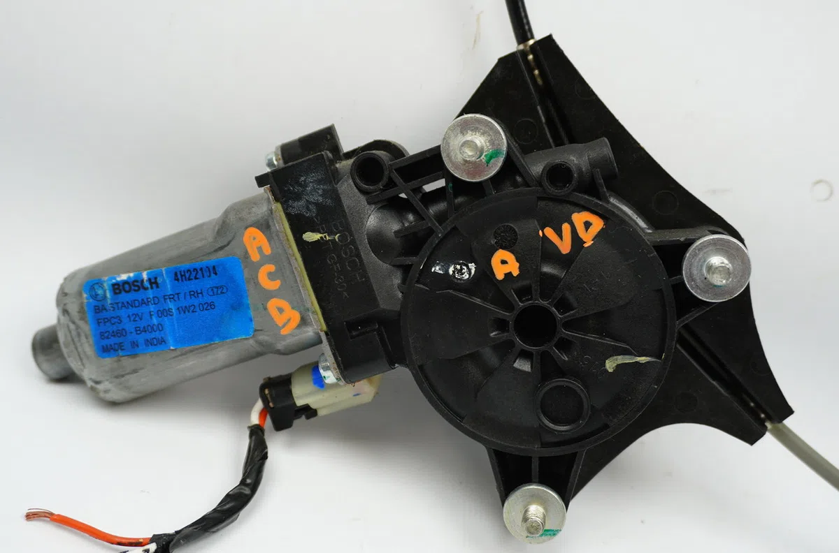 Mecanisme  moteur lève-glace avant droit Hyundai I10 II (BA, IA) 1.2 (2013) occasion