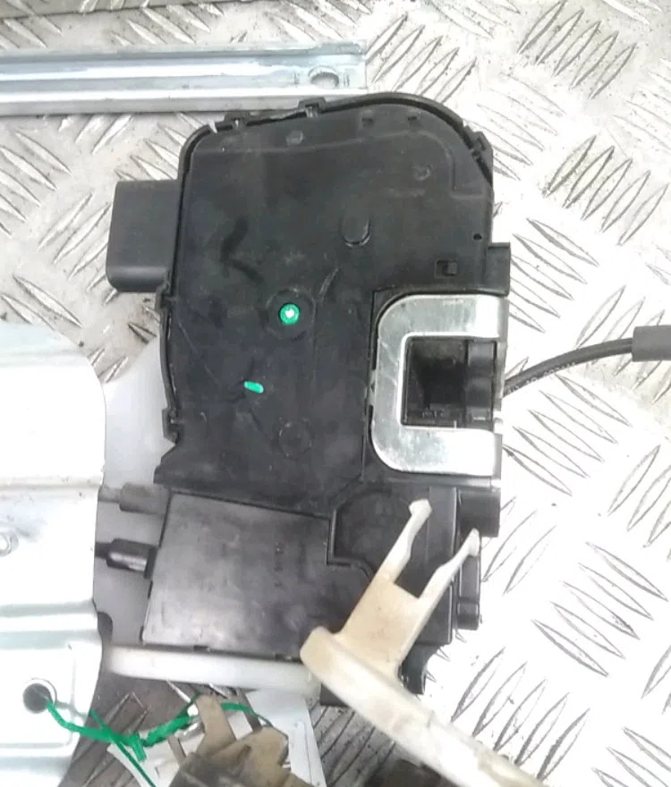 Mecanisme  moteur lève-glace avant droit Hyundai Ix35 (LM, EL, ELH) 2.0 crdi 4wd (2010) occasion