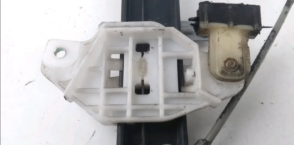 Mecanisme  moteur lève-glace avant droit Hyundai SATELLITE Autobus-Autocar (A1) 2.5 tci (2004-2007) occasion