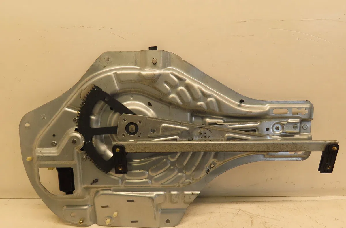 Mecanisme  moteur lève-glace avant droit Hyundai TUCSON (JM) 2.0 crdi (2006-2010) occasion