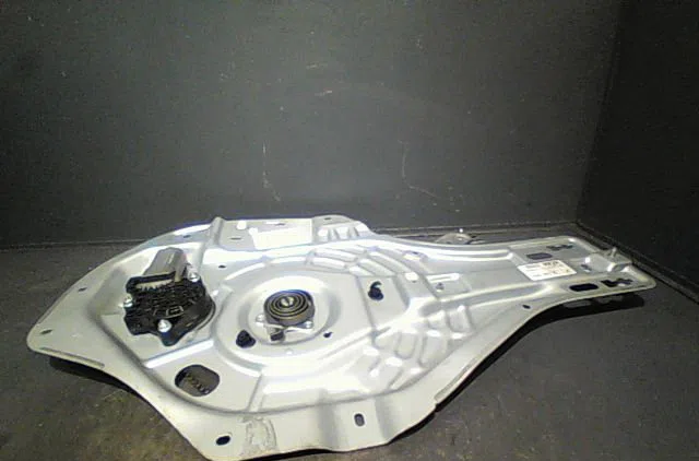 Mecanisme  moteur lève-glace avant droit Hyundai TUCSON (JM) 2.0 crdi traction intégrale (2004-2010) 5 portes occasion