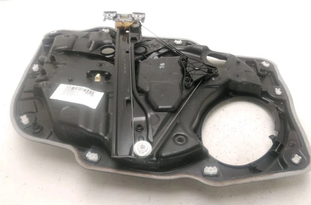Mecanisme  moteur lève-glace avant droit Jeep RENEGADE SUV (BU, B1, BV) 1.6 crd (2014) occasion