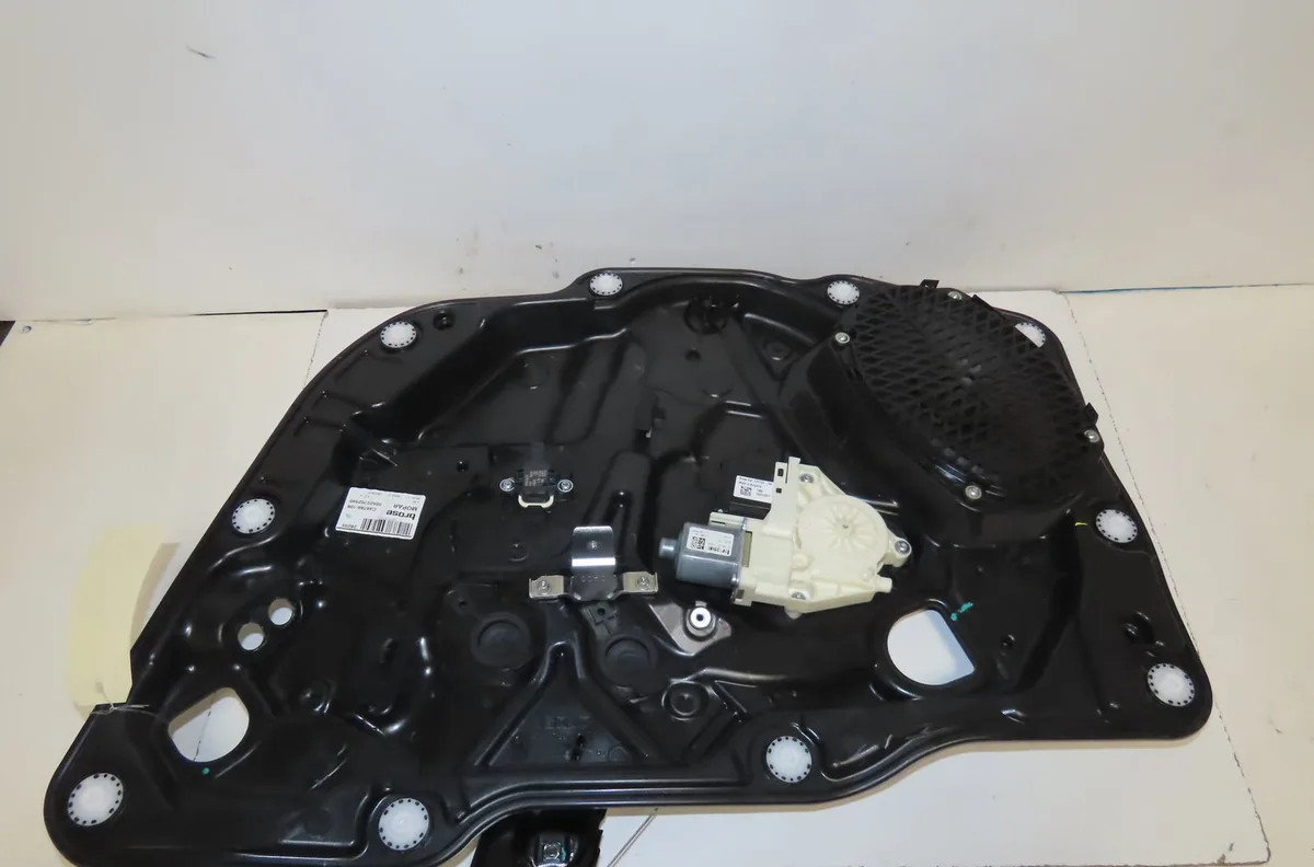 Mecanisme  moteur lève-glace avant droit Jeep RENEGADE SUV (BU, B1, BV) 2.0 crd 4x4 (2014) occasion