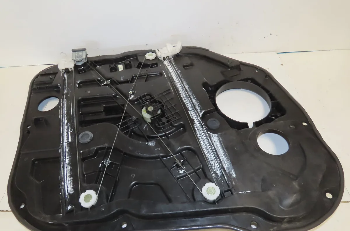 Mecanisme  moteur lève-glace avant droit Kia CARENS IV 1.7 crdi (2013) occasion