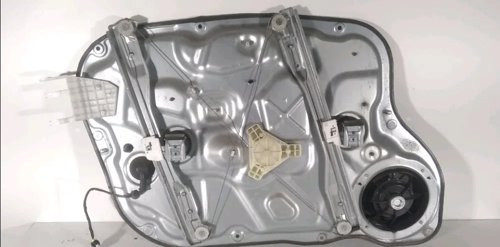 Mecanisme  moteur lève-glace avant droit Kia CEE'D SW (ED) 1.6 crdi 90 (2007-2012) occasion