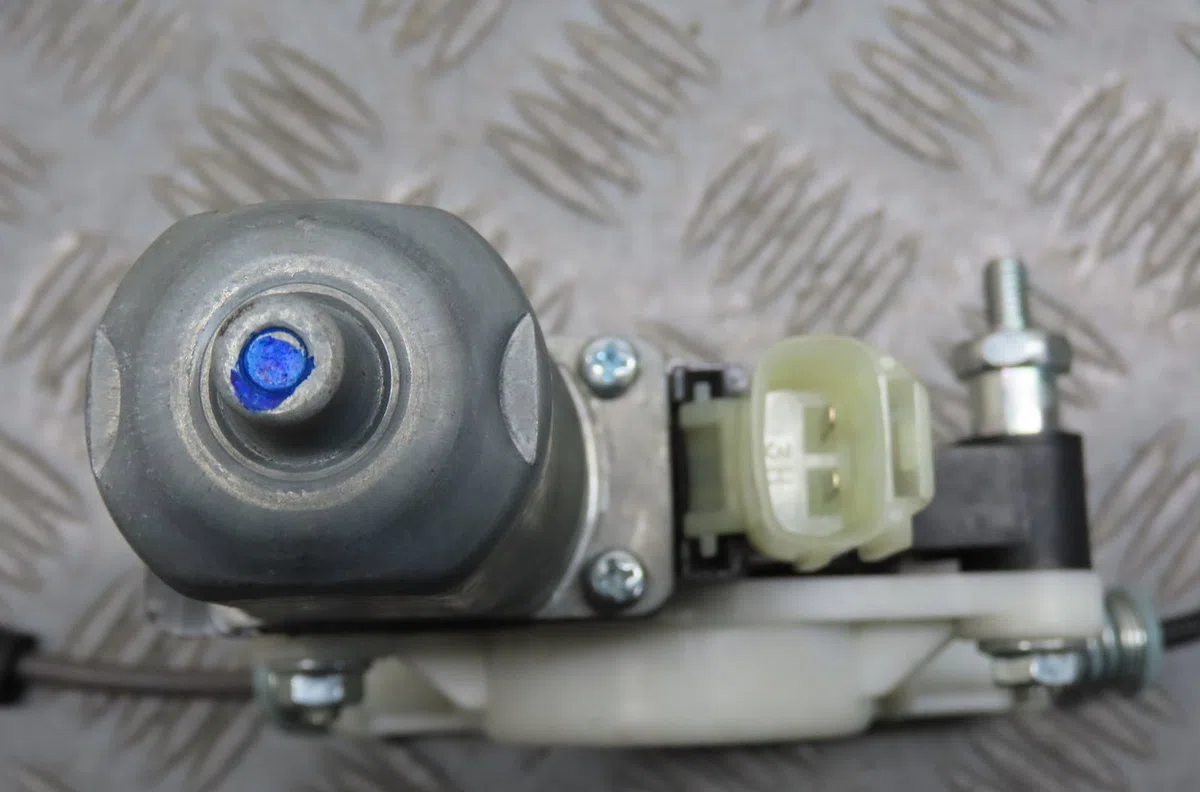 Mecanisme  moteur lève-glace avant droit Kia RIO III (UB) 1.2 cvvt (2014-2017) occasion