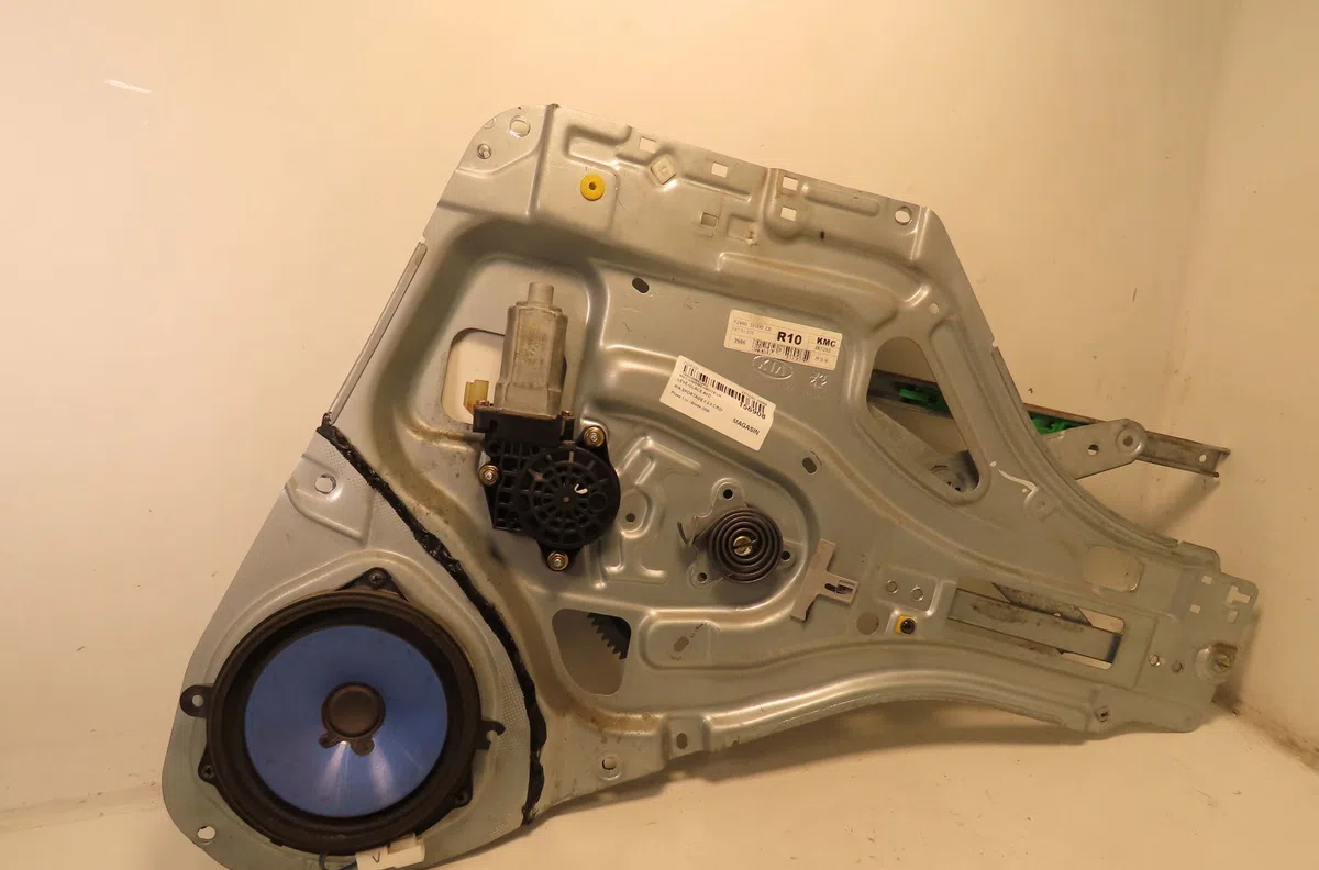 Mecanisme  moteur lève-glace avant droit Kia SPORTAGE II (JE_, KM) 2.0 crdi 4wd (2004) occasion