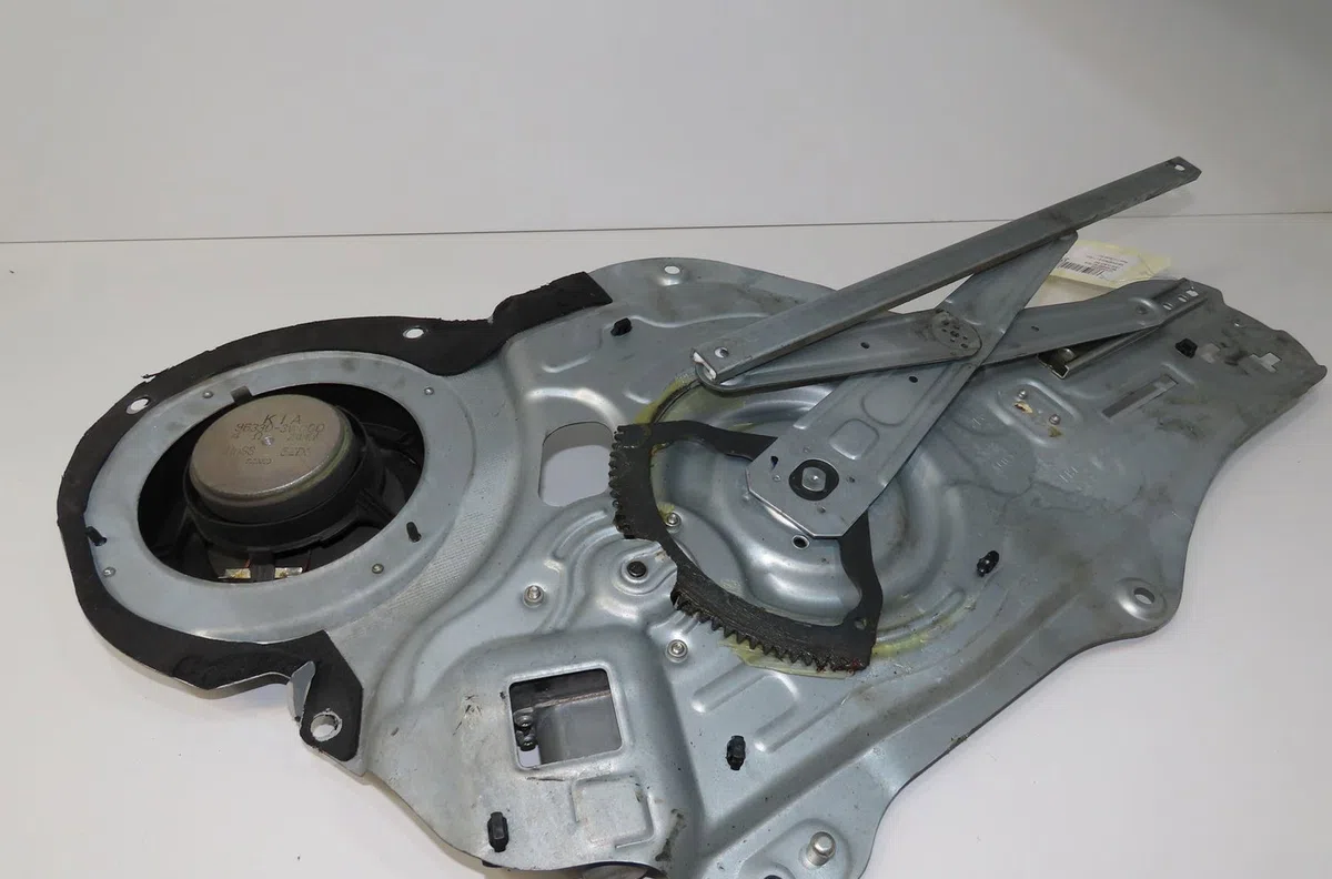 Mecanisme  moteur lève-glace avant droit Kia SPORTAGE III (SL) 1.7 crdi (2010) occasion