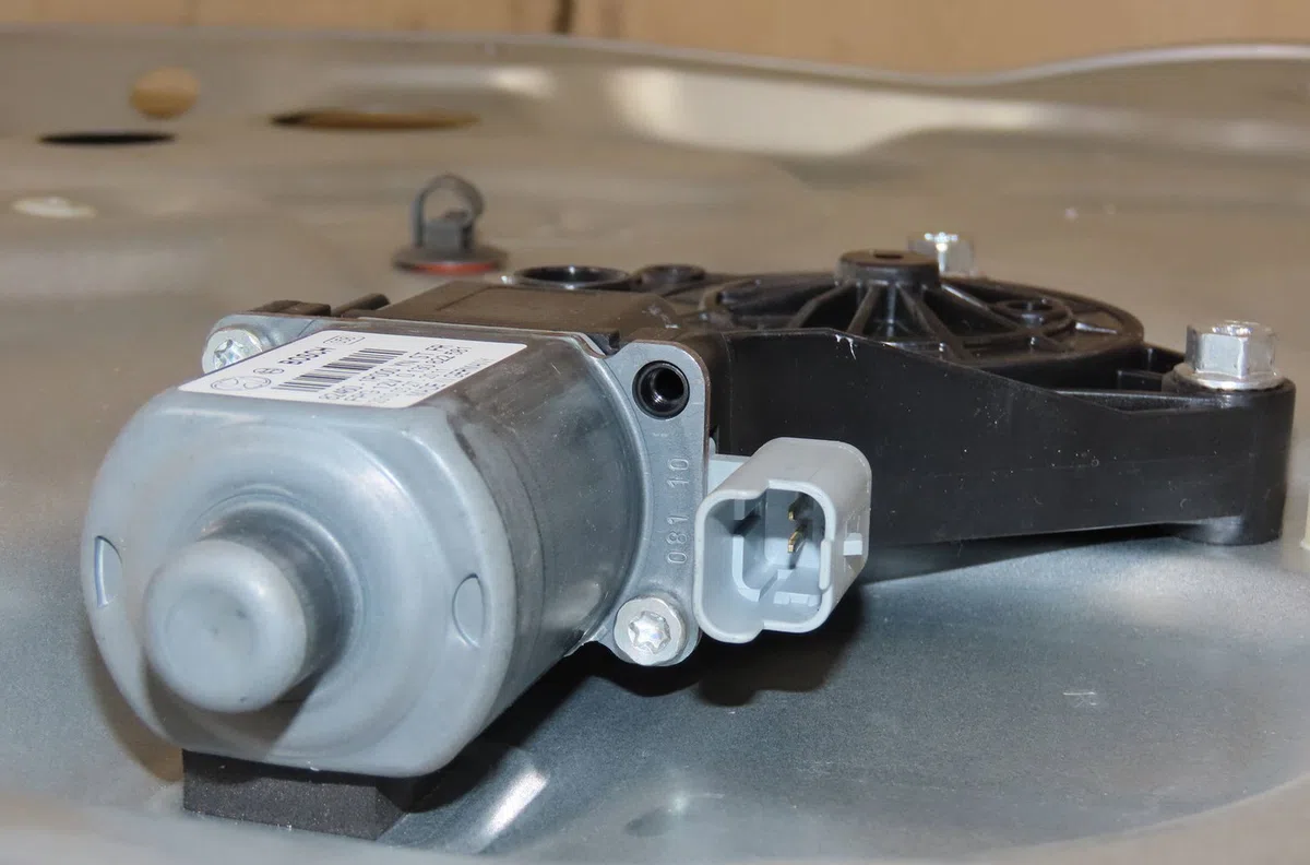 Mecanisme  moteur lève-glace avant droit Kia VENGA (YN) 1.4 crdi 90 (2010) occasion