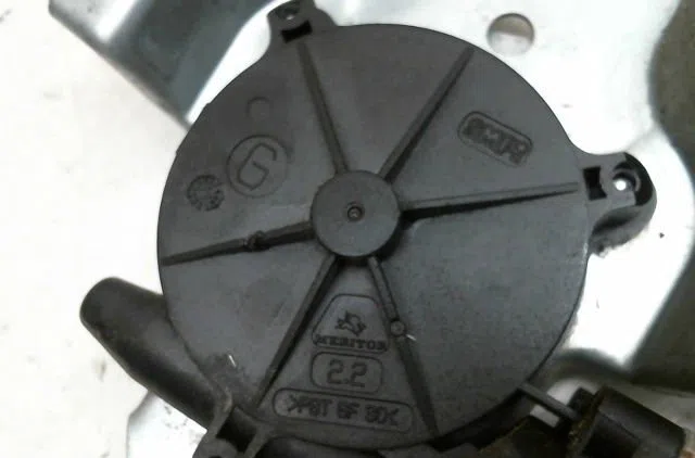 Mecanisme  moteur lève-glace avant droit LAND ROVER DEFENDER occasion