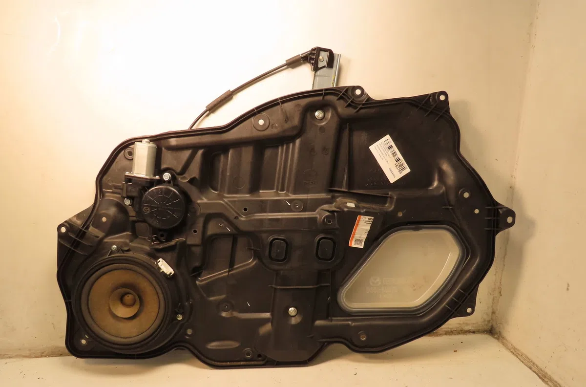 Mecanisme  moteur lève-glace avant droit Mazda 2 (DE_, DH_) 1.3 mzr (de3fs) (2010-2015) occasion