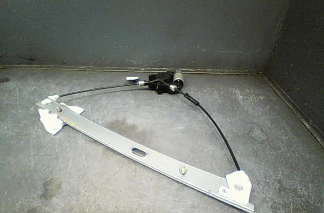 Mecanisme  moteur lève-glace avant droit Mazda 3 (BK) 1.6 di turbo (2004-2009) occasion