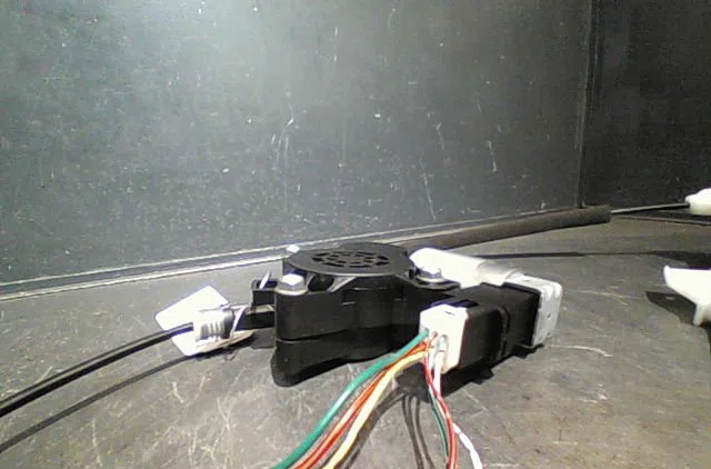 Mecanisme  moteur lève-glace avant droit Mazda 5 (CR19) 2.0 cd (cr19) (2005-2010) occasion