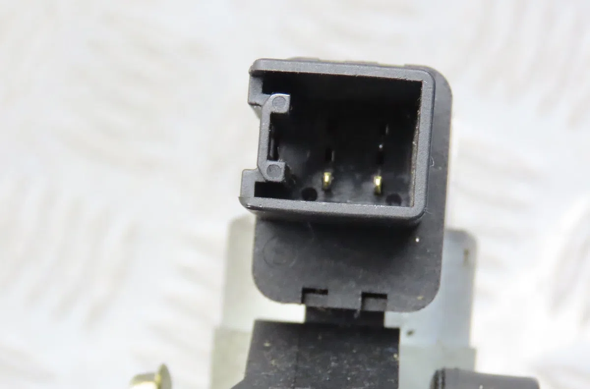 Mecanisme  moteur lève-glace avant droit Mazda 6 Hatchback (GG) 2.0 (gges) (2002-2007) occasion