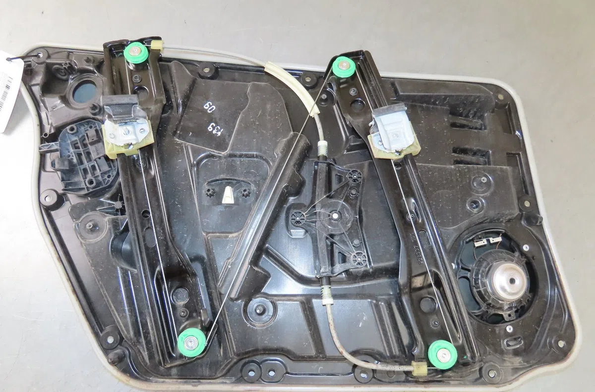 Mecanisme  moteur lève-glace avant droit Mercedes-benz CLASSE A (W176) A 160 (176.041) (2015-2018) occasion