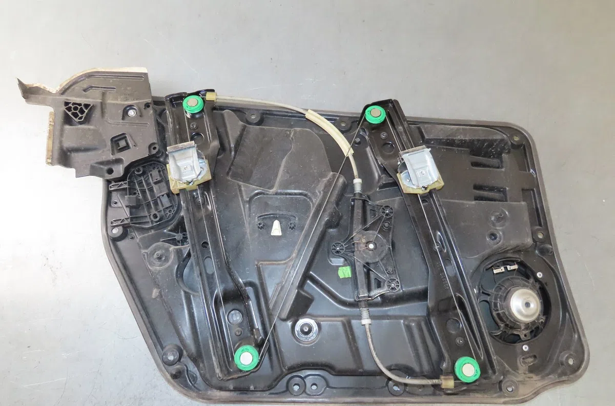 Mecanisme  moteur lève-glace avant droit Mercedes-benz CLASSE A (W176) A 180 cdi (176.000) (2012-2014) occasion