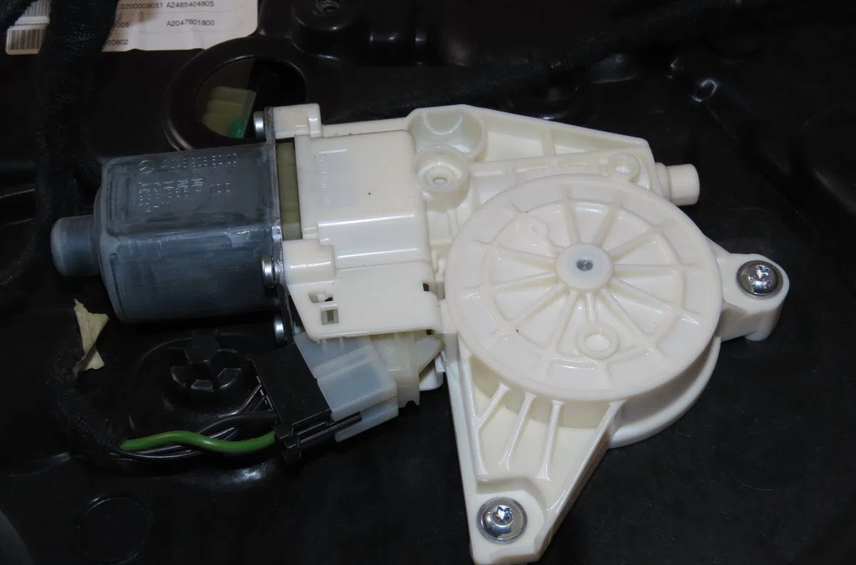 Mecanisme  moteur lève-glace avant droit Mercedes-benz CLASSE A (W176) A 180 cdi (176.000) (2012-2014) occasion