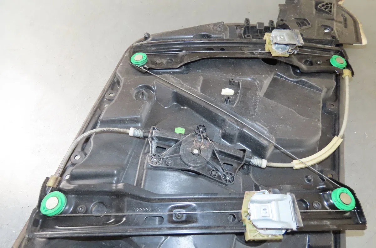 Mecanisme  moteur lève-glace avant droit Mercedes-benz CLASSE A (W176) A 180 cdi (176.000) (2012-2014) occasion