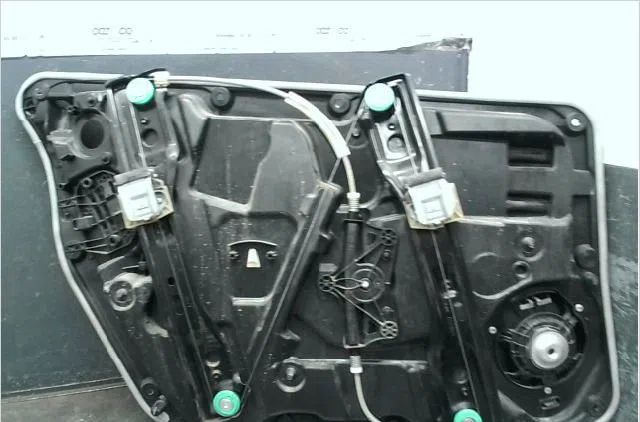 Mecanisme  moteur lève-glace avant droit Mercedes-benz CLASSE A (W176) A 200 cdi - d (176.008) (2014-2018) occasion