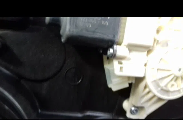 Mecanisme  moteur lève-glace avant droit Mercedes-benz CLASSE B Sports Tourer (W246, W242) B 180 cdi (246.200) (2011-201