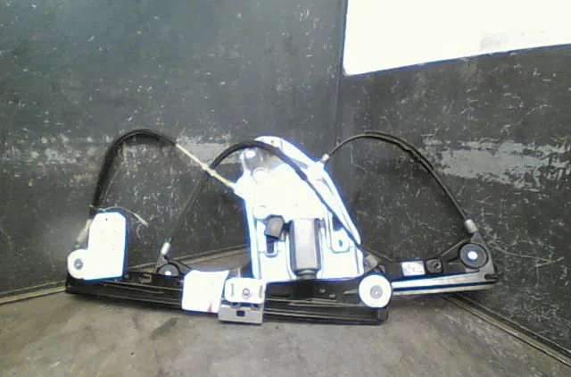 Mecanisme  moteur lève-glace avant droit Mercedes-benz CLASSE C Coupe Sport (CL203) C 220 cdi (203.708) (2004-2008) 3 po