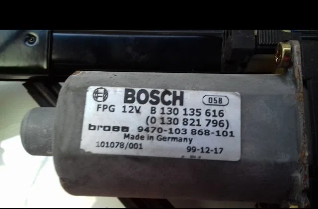 Mecanisme  moteur lève-glace avant droit Mercedes-benz SLK (R170) 200 kompressor (170.444) (2000-2004) occasion