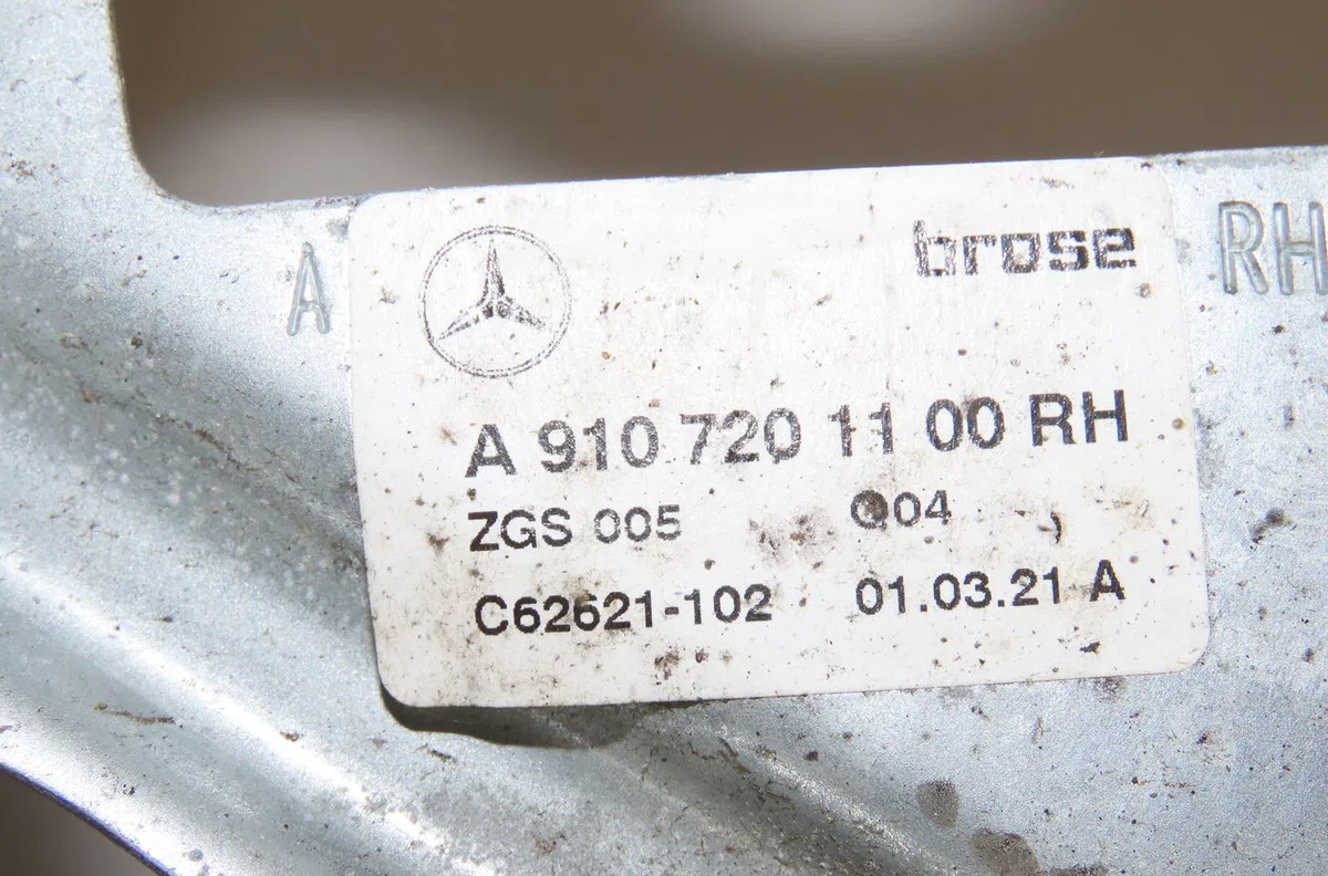 Mecanisme  moteur lève-glace avant droit Mercedes-benz SPRINTER 3,5-t Camionnette (B907, B910) 316 cdi rwd (907.631, 907
