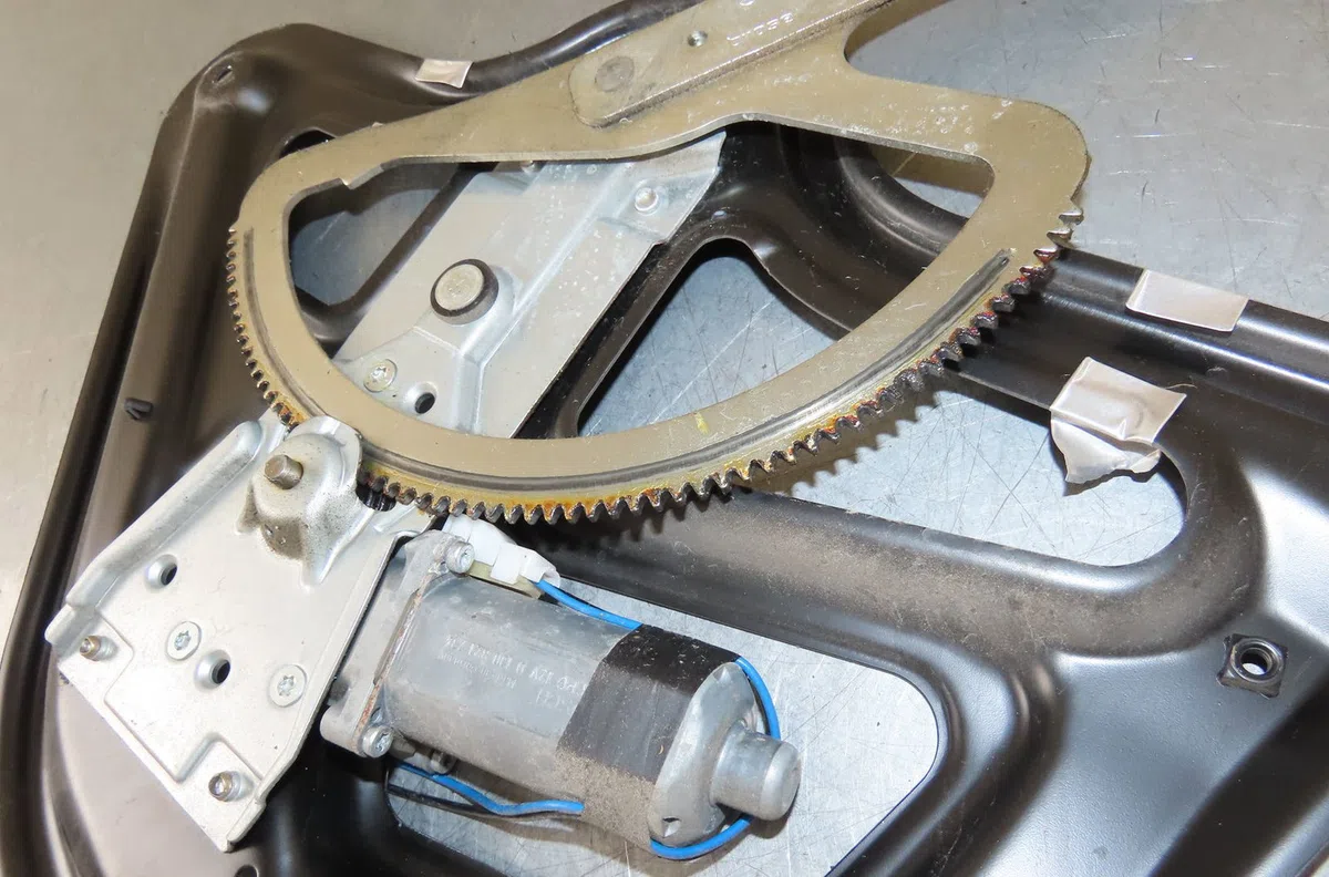 Mecanisme  moteur lève-glace avant droit Mercedes-benz SPRINTER 3-t Camionnette (B903) 311 cdi (903.661, 903.662, 903.66