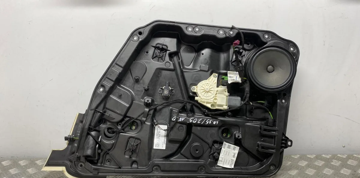 Mecanisme moteur lève-glace avant droit MERCEDES CLASSE B 246 PHASE 1 occasion