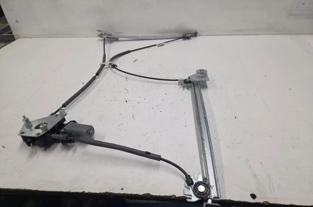 Mecanisme  moteur lève-glace avant droit MINI MINI 1 R50-R53 PHASE 1 occasion