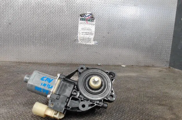 Mecanisme  moteur lève-glace avant droit MINI MINI 2 R56  MINI 2 R56 PHASE 1 occasion