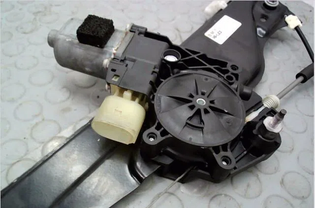 Mecanisme  moteur lève-glace avant droit Mini MINI COUNTRYMAN (F60) One d (2017) occasion