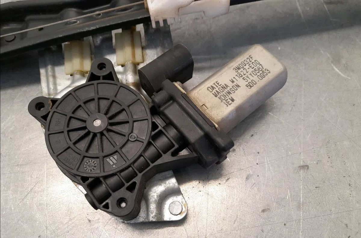 Mecanisme  moteur lève-glace avant droit Mini MINI COUNTRYMAN (R60) Cooper (2010-2016) occasion