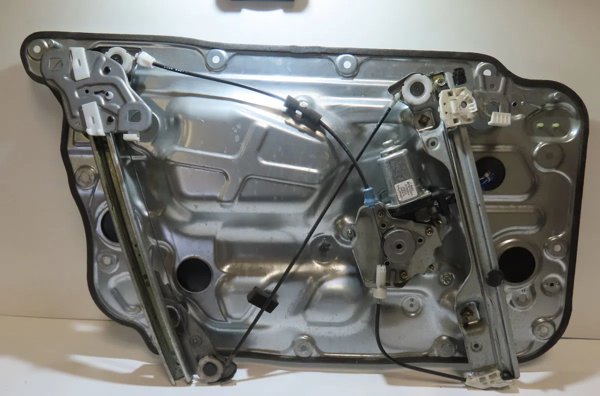 Mecanisme  moteur lève-glace avant droit Nissan 350Z Coupé (Z33) 3.5 (2003-2006) occasion