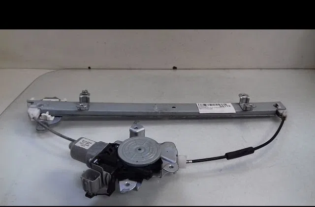 Mecanisme  moteur lève-glace avant droit Nissan CUBE (Z12) 1.5 dci (2010) occasion