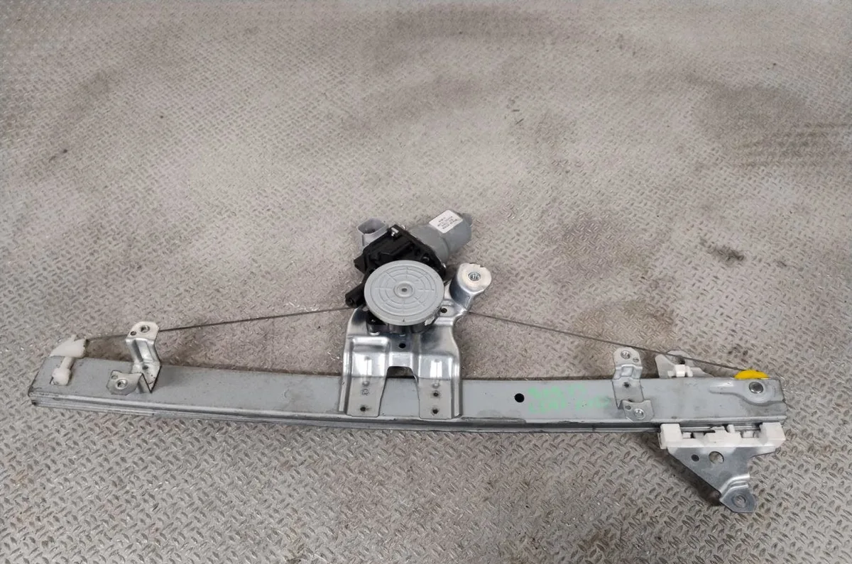 Mecanisme moteur lève-glace avant droit NISSAN LEAF 1 LEAF 1 occasion