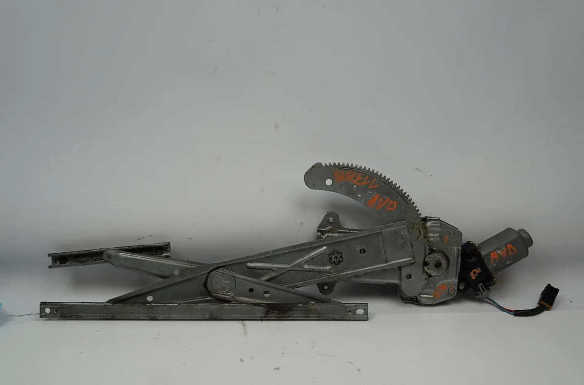Mecanisme moteur lève-glace avant droit Nissan MICRA II (K11) 1.0 i 16v (1992-2000) occasion