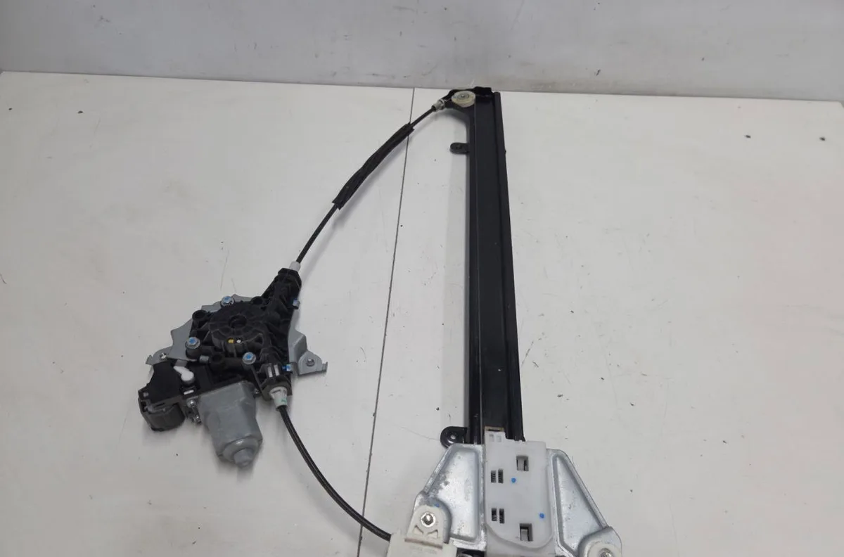 Mecanisme  moteur lève-glace avant droit NISSAN NV200 occasion
